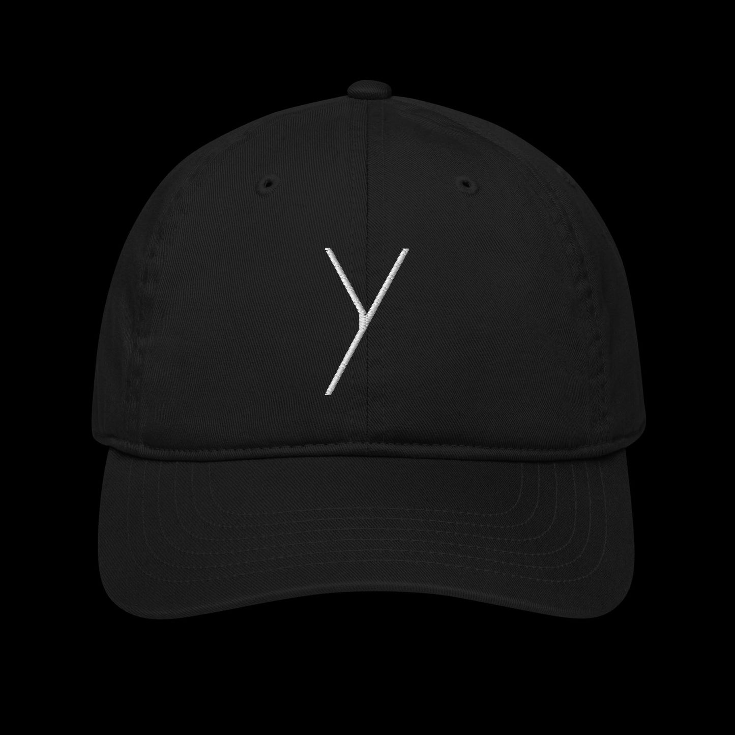 organic baseball hat personalised with embroidery of the chosen first letter as a special gift idea